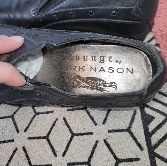 LOUNGE by MARK NASON ENCLAVE LOAFER w CELTIC CROSS LEATHER SZ 9.5 - Picture 7 of 15